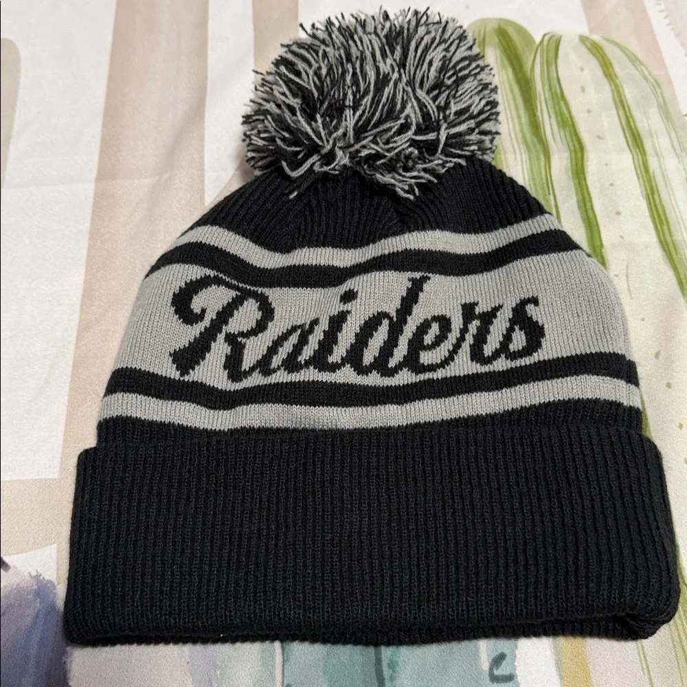 Fanatics NFL Las Vegas Raiders Beanie Black and Gray one size unisex